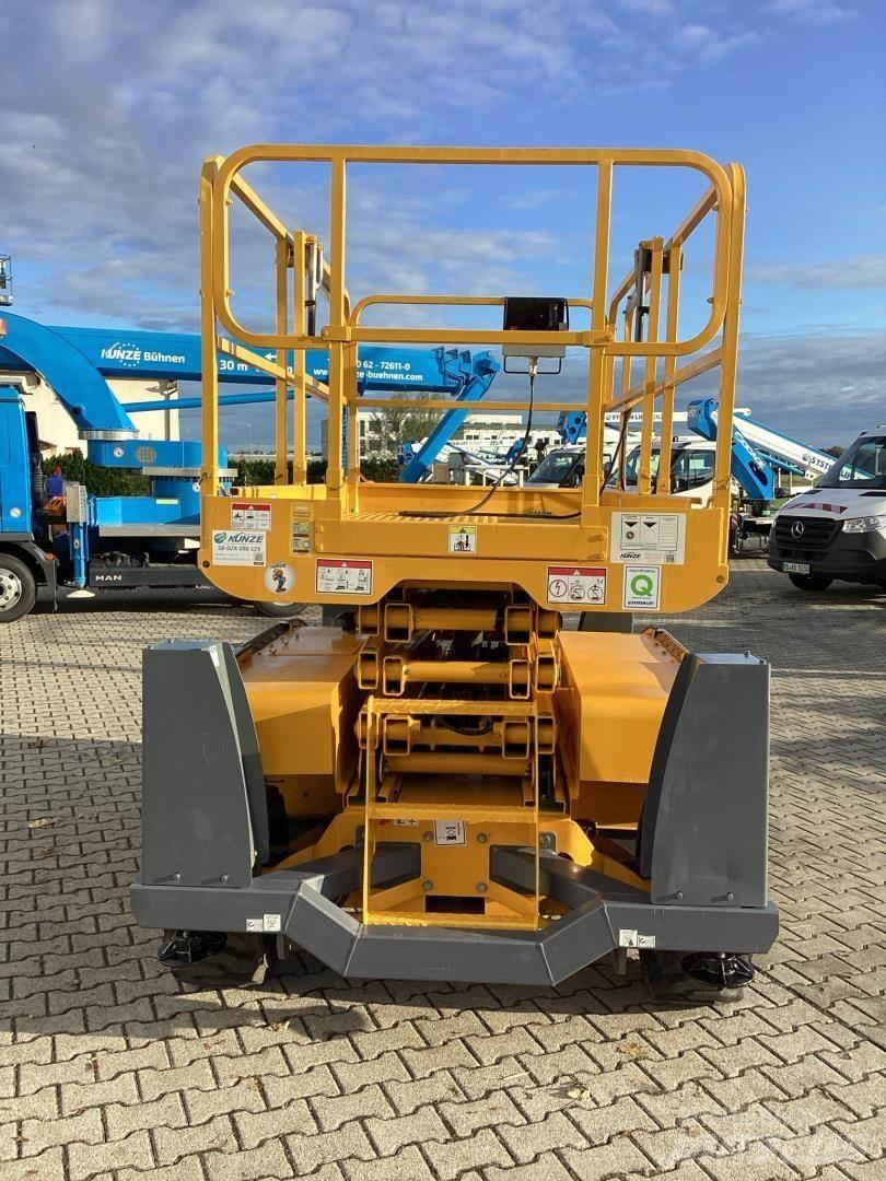 Haulotte Compact10DX Schaarhoogwerkers