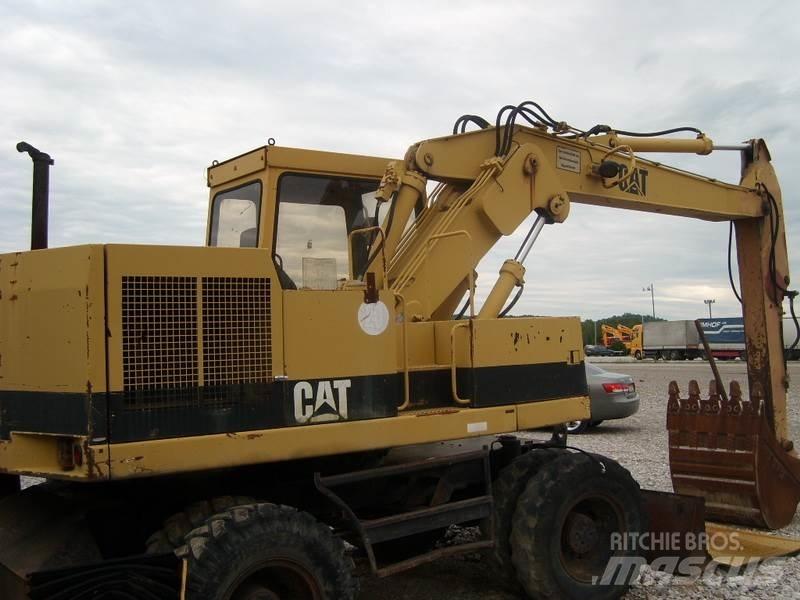 CAT 206 BFT Wielgraafmachines