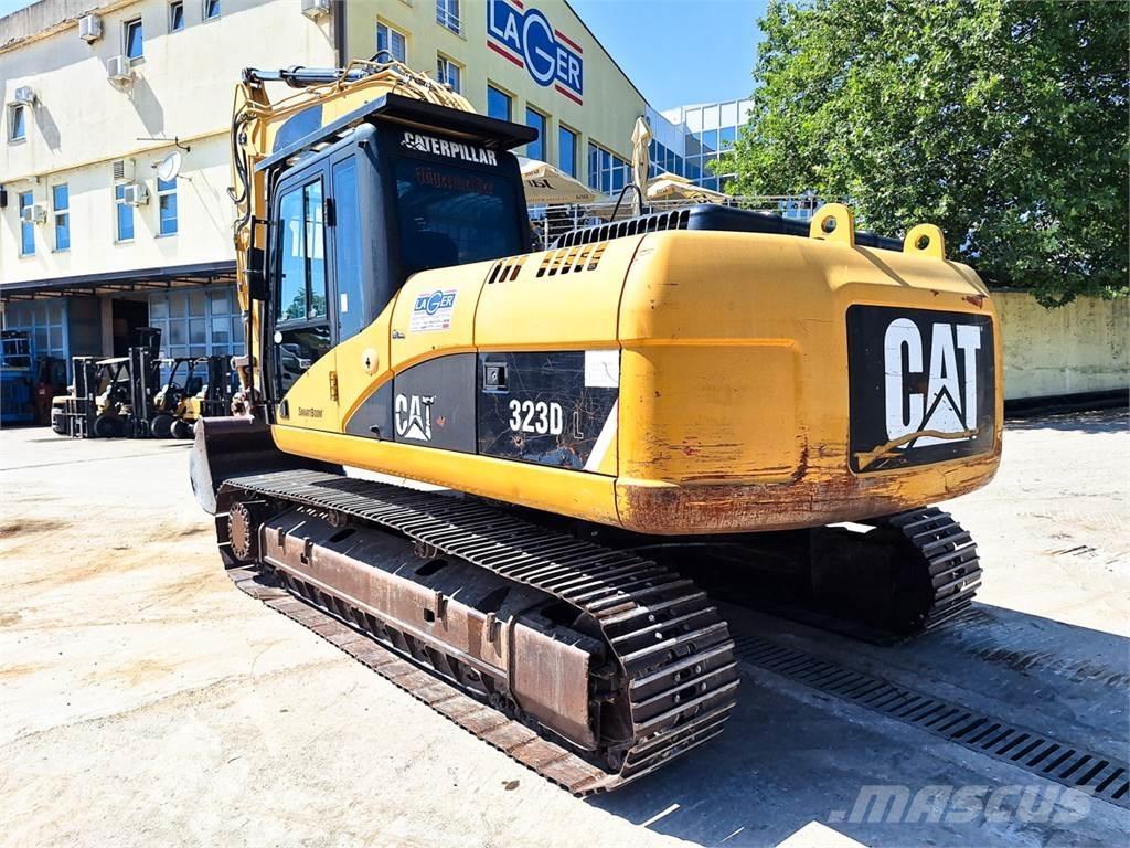 CAT 323D Rupsgraafmachines