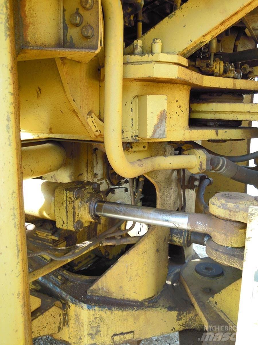 CAT 988B Wielladers