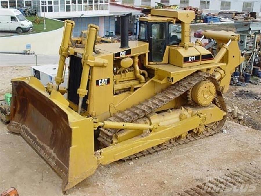 CAT D10 Rupsdozers