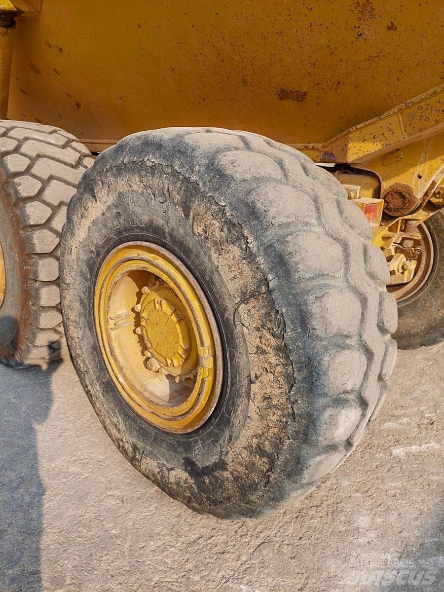 CAT D250E Knik dumptrucks