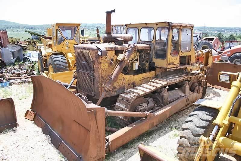CAT D9H Rupsdozers