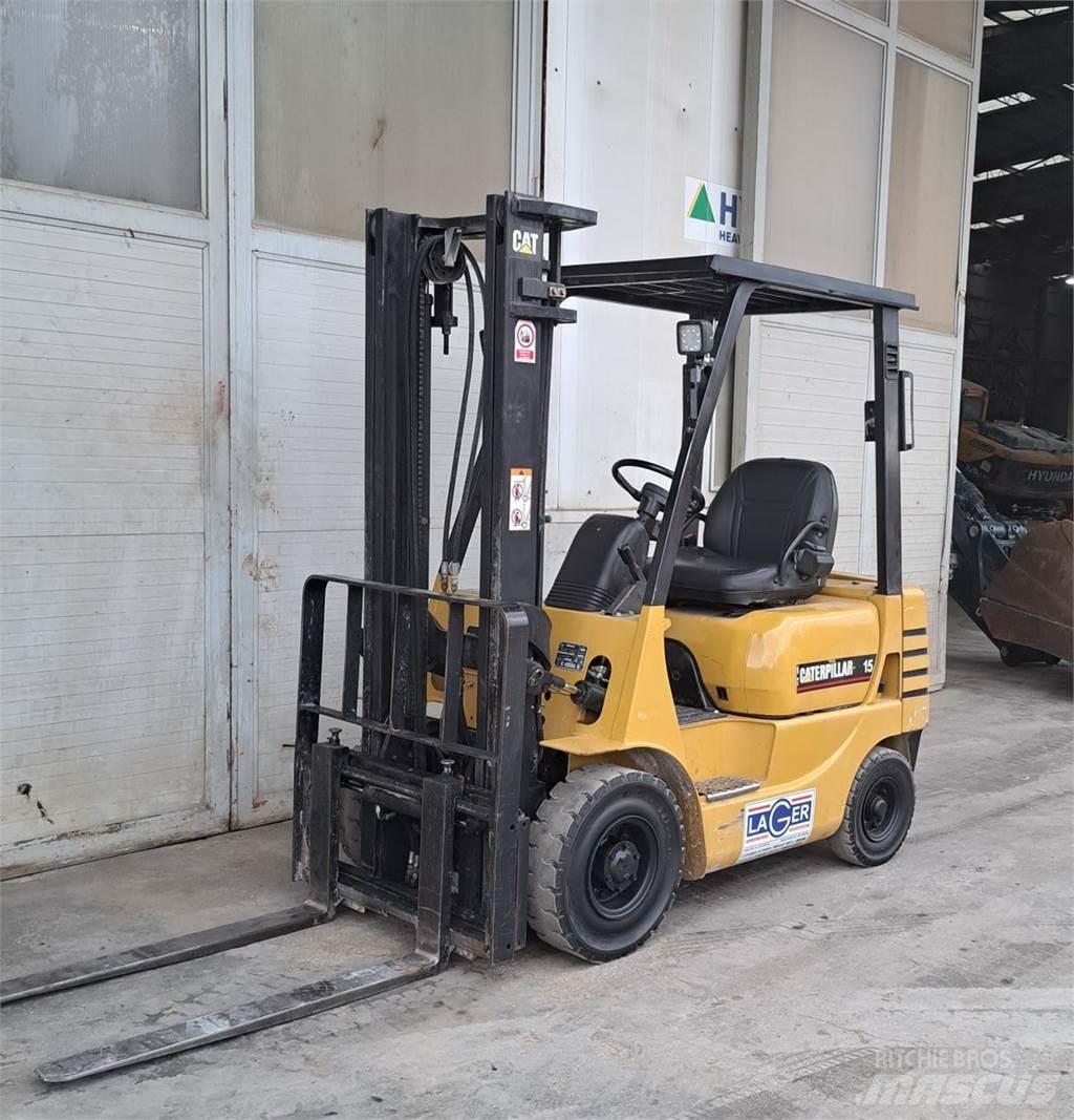CAT DP15 Diesel heftrucks