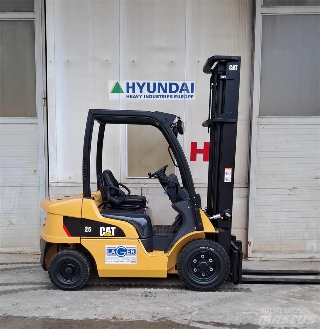 CAT DP25N Diesel heftrucks