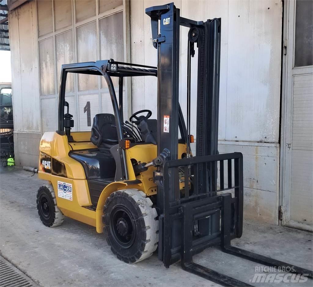 CAT DP40NT Diesel heftrucks