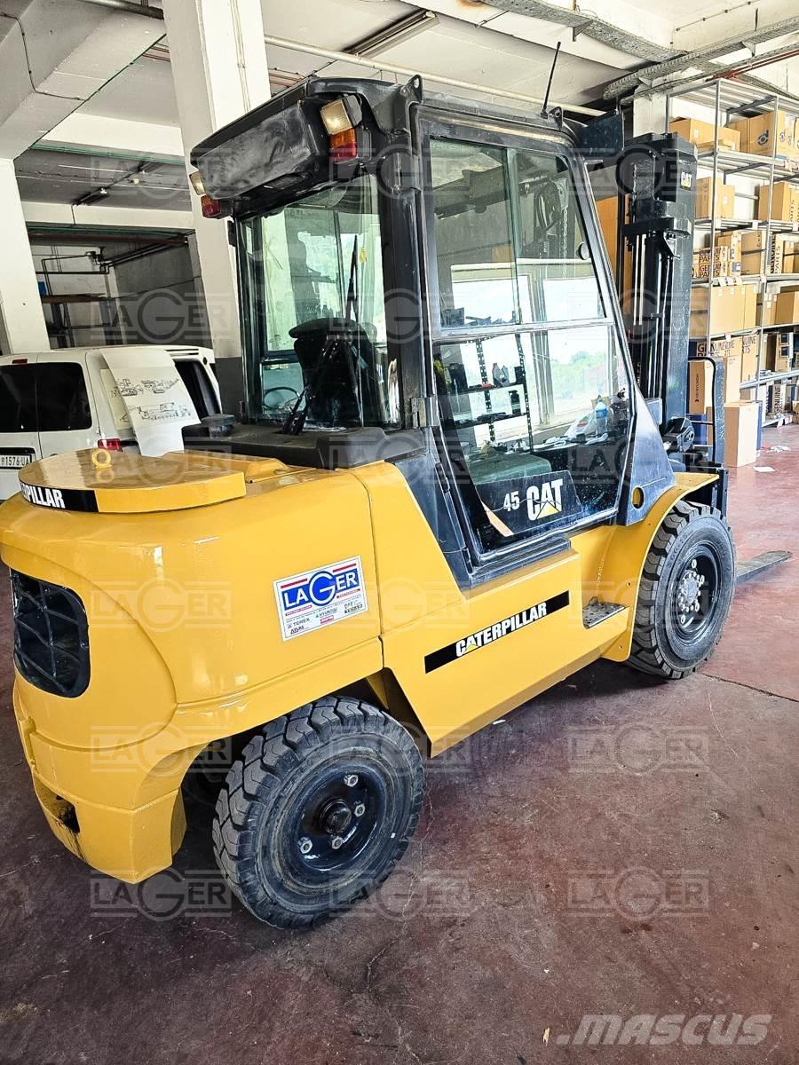 CAT DP45K Diesel heftrucks