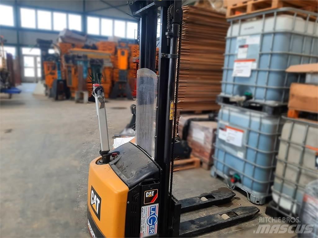 CAT NSP12N Electro-pallettrucks