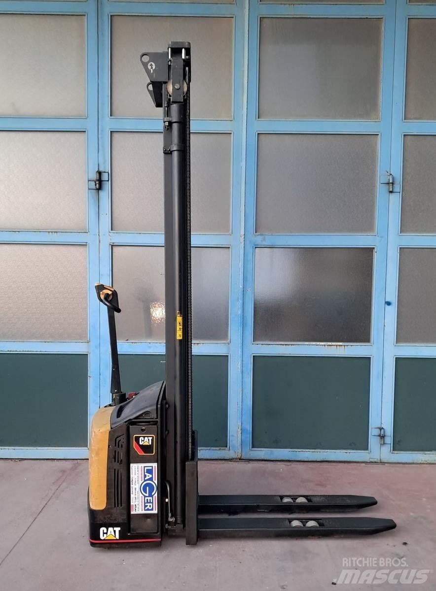 CAT NSP12N Electro-pallettrucks