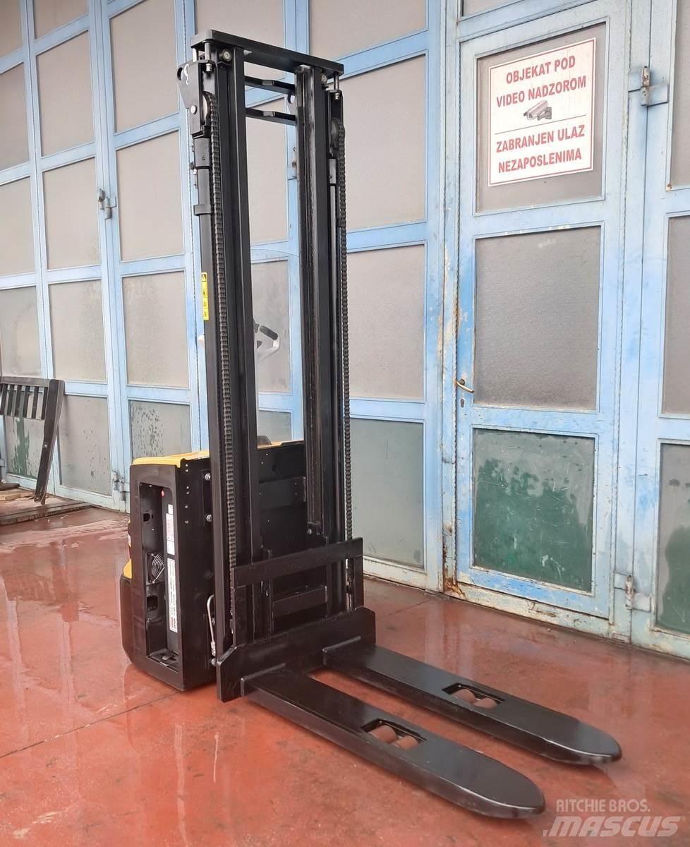 CAT NSP12N2 Electro-pallettrucks