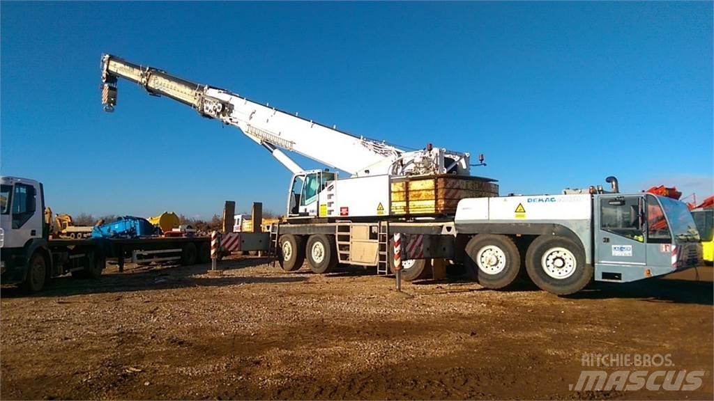 Demag AC 180 Ruwterrein kranen