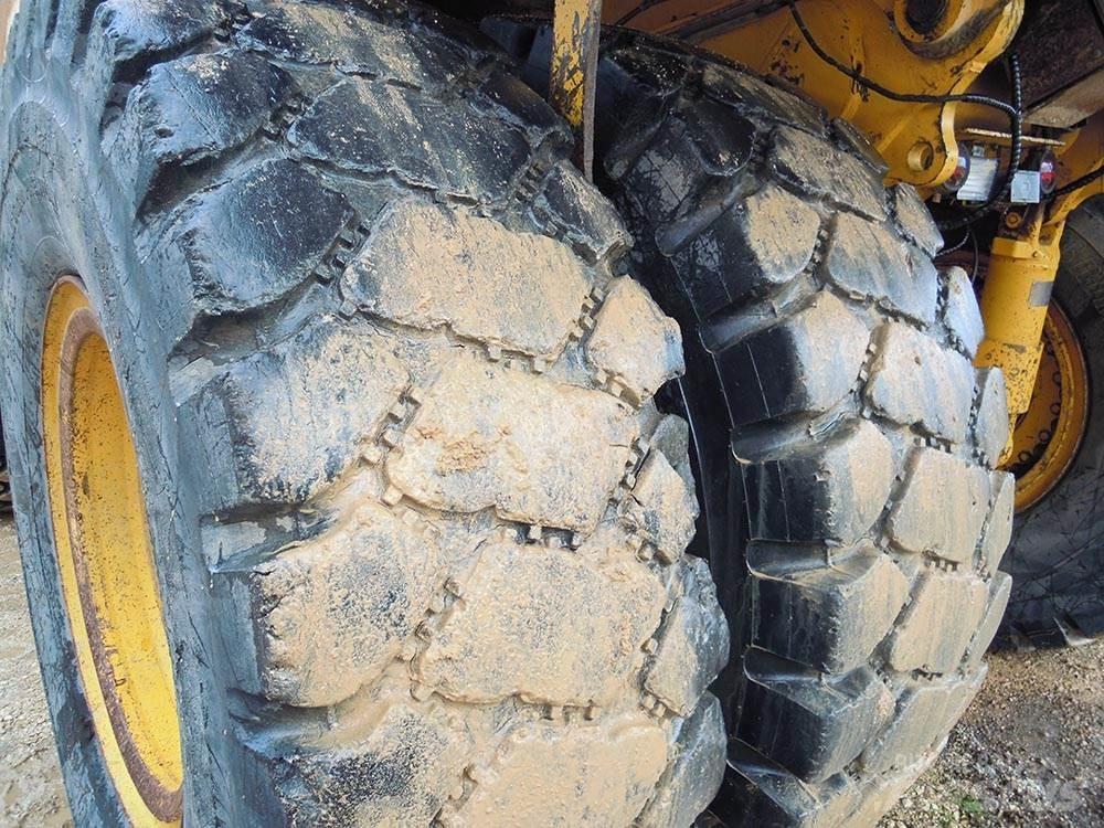 Euclid R60 Mini Dumpers
