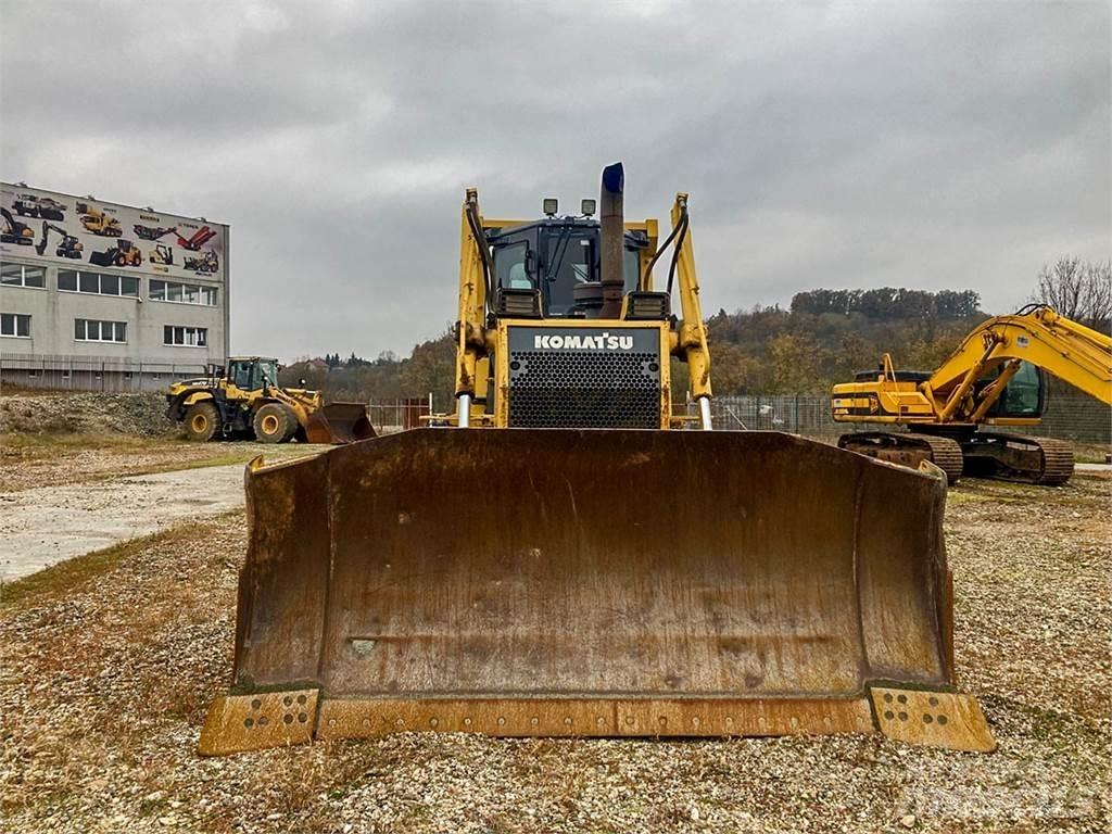 Komatsu D65EX Rupsdozers