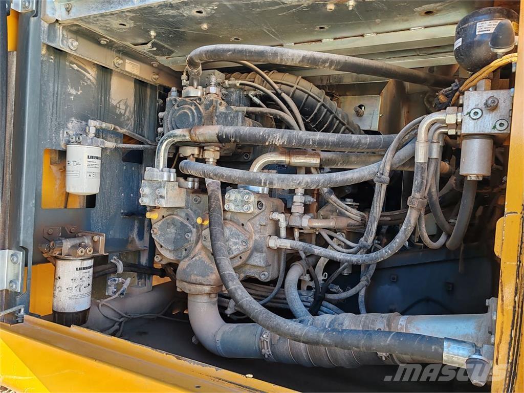 Liebherr R938 NLC Rupsgraafmachines