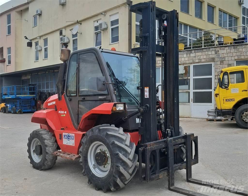 Manitou M26 - 4 Diesel heftrucks