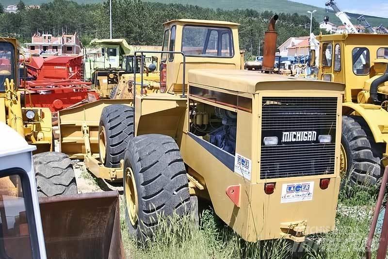 Michigan 2803 Wieldozers