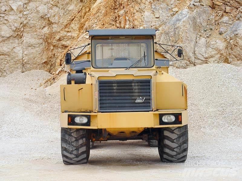 Moxy 7235 Knik dumptrucks