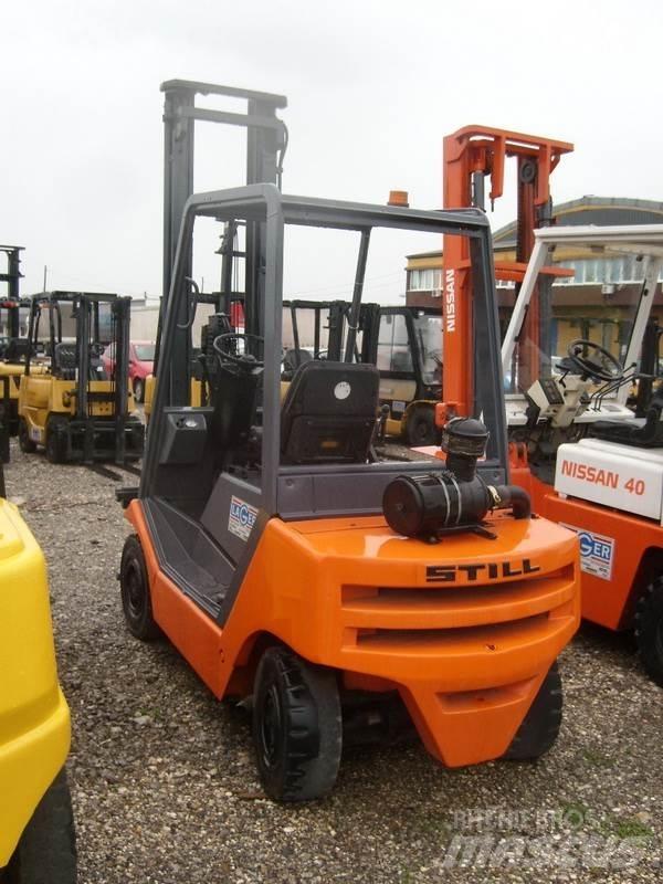 Still R70-30 Diesel heftrucks