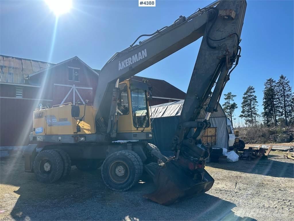 Åkerman EW200 Rupsgraafmachines