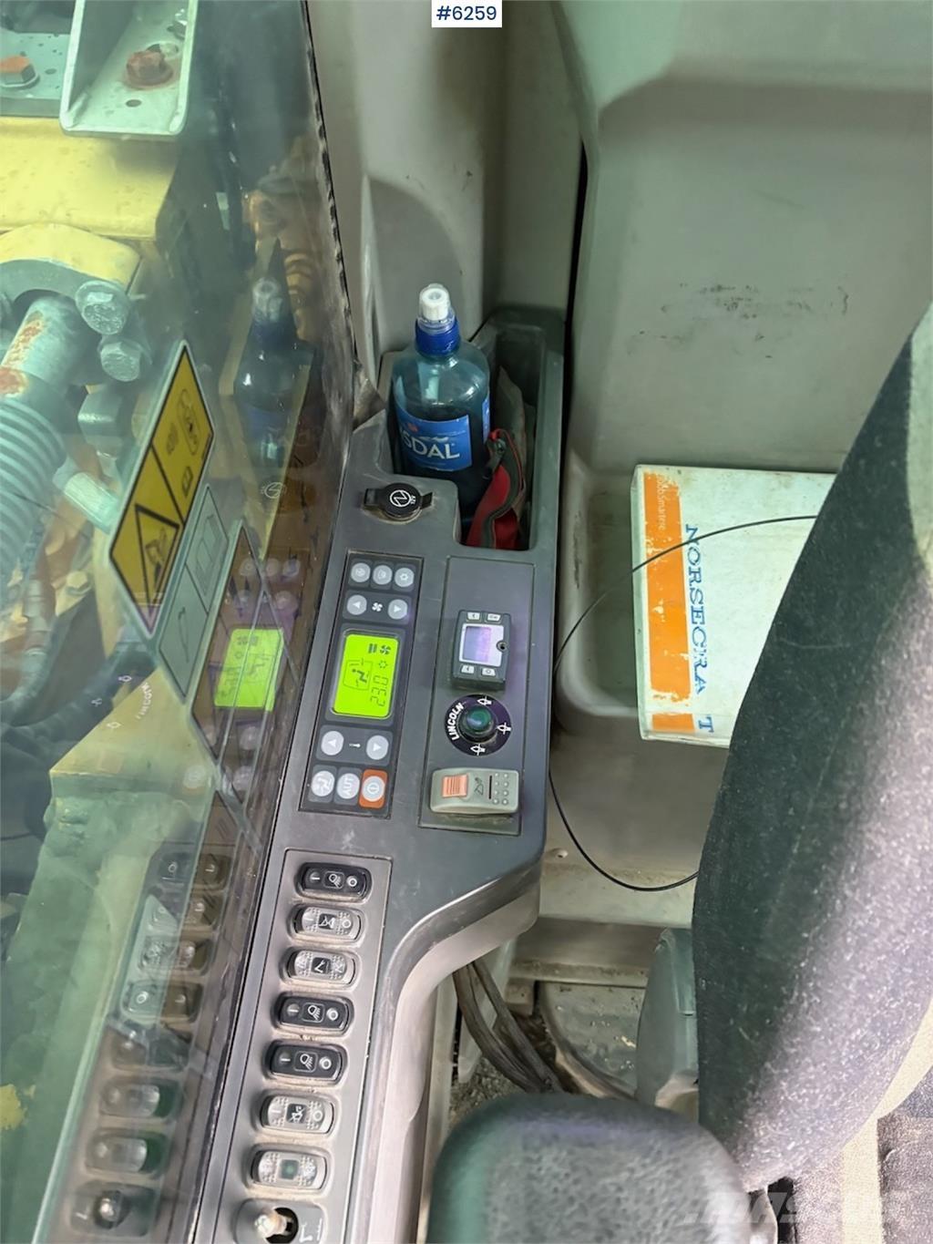 CAT 324 E Rupsgraafmachines