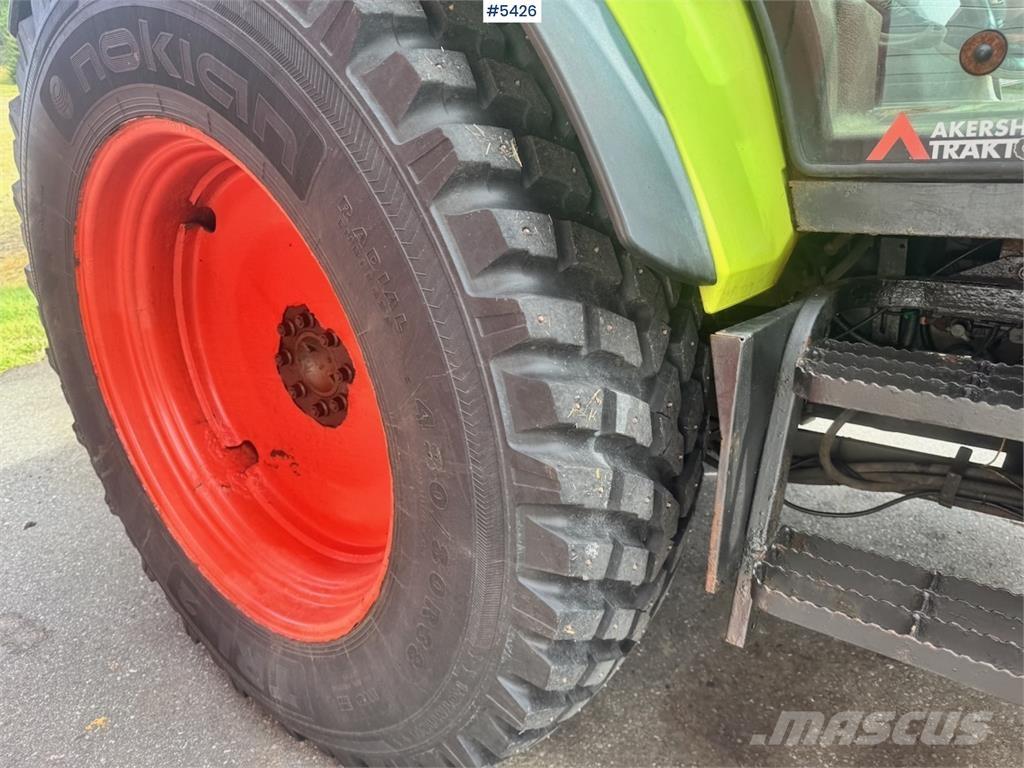 CLAAS Arion 430 Tractoren