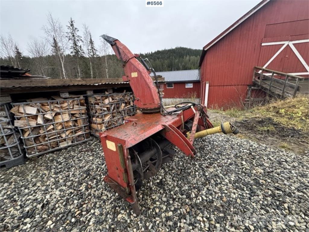 Dalen 2 trinns Sneeuwschuivers en -ploegen