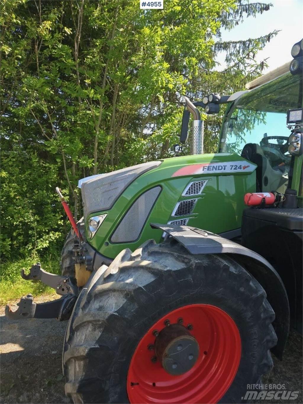 Fendt 724 Vario Tractoren