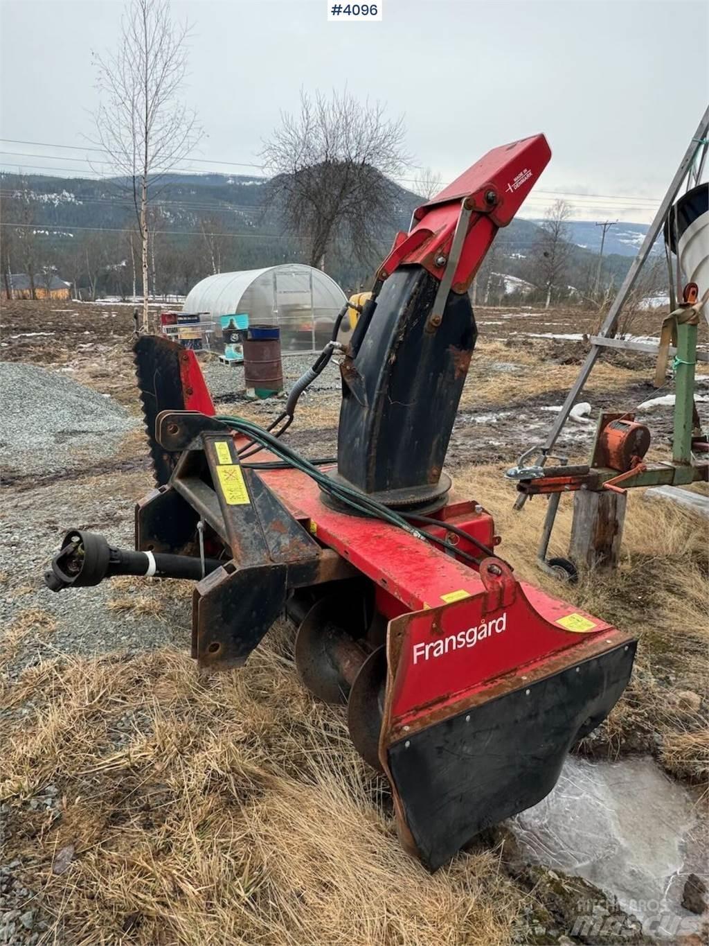 Fransgård S-220 Sneeuwschuivers en -ploegen