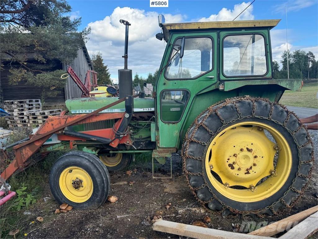 John Deere 2130 Tractoren