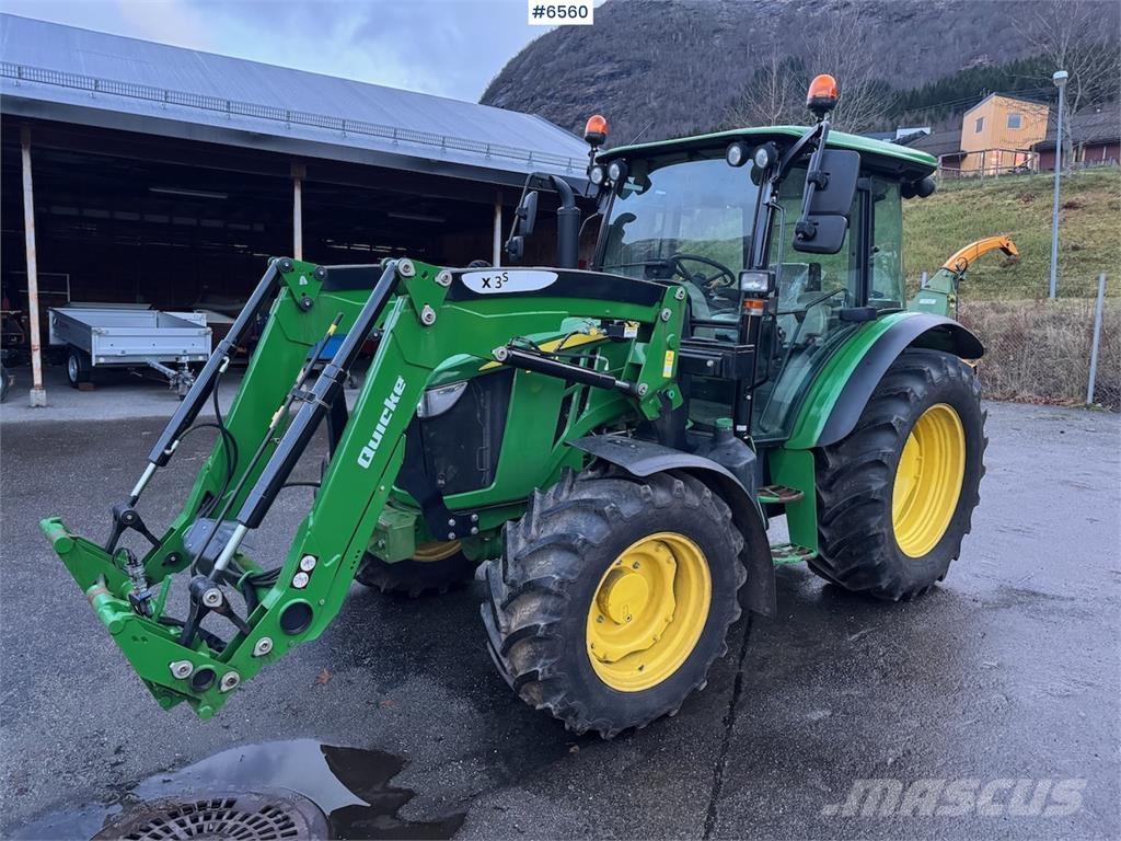 John Deere 5100M Tractoren