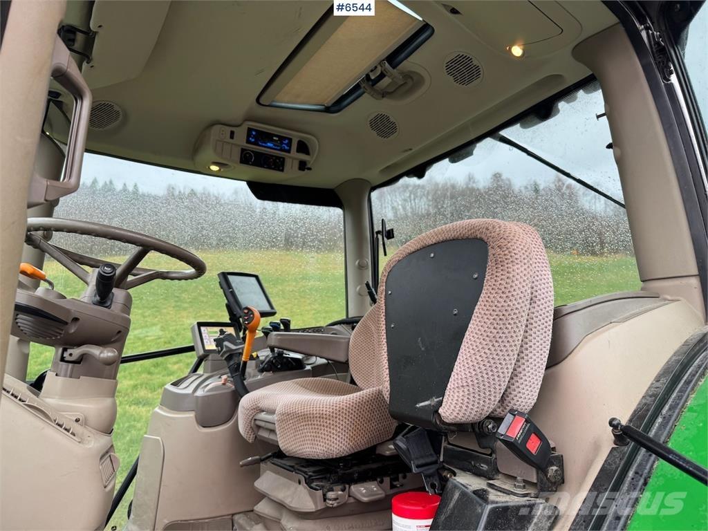 John Deere 6125R Tractoren