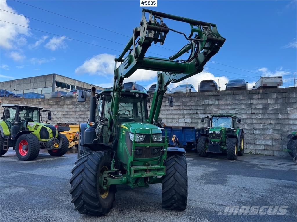 John Deere 6130M Tractoren