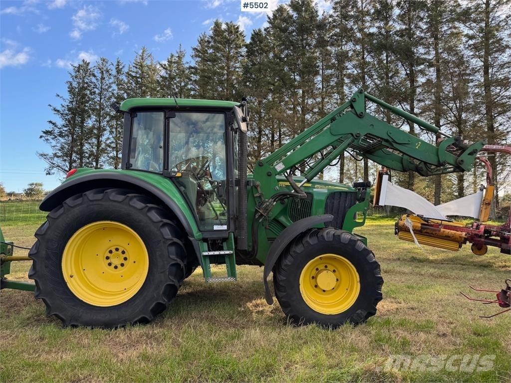 John Deere 6220 Tractoren