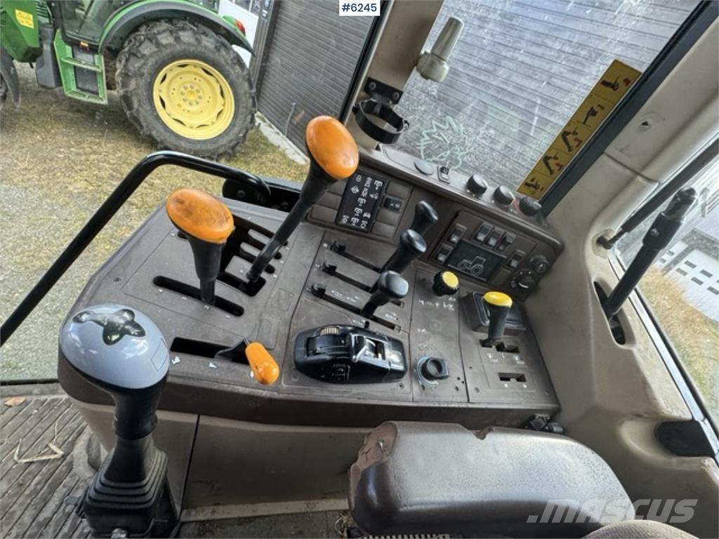 John Deere 6310 Tractoren