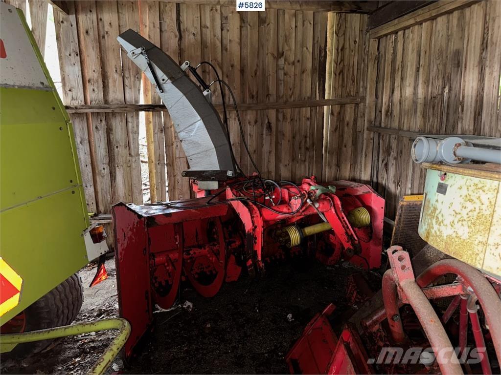 Nokka LR 4271 Sneeuwschuivers en -ploegen