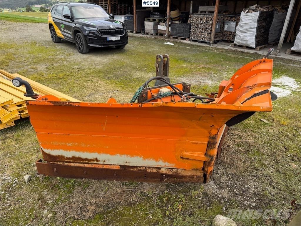 Padagas SSVL 32 Sneeuwschuivers en -ploegen