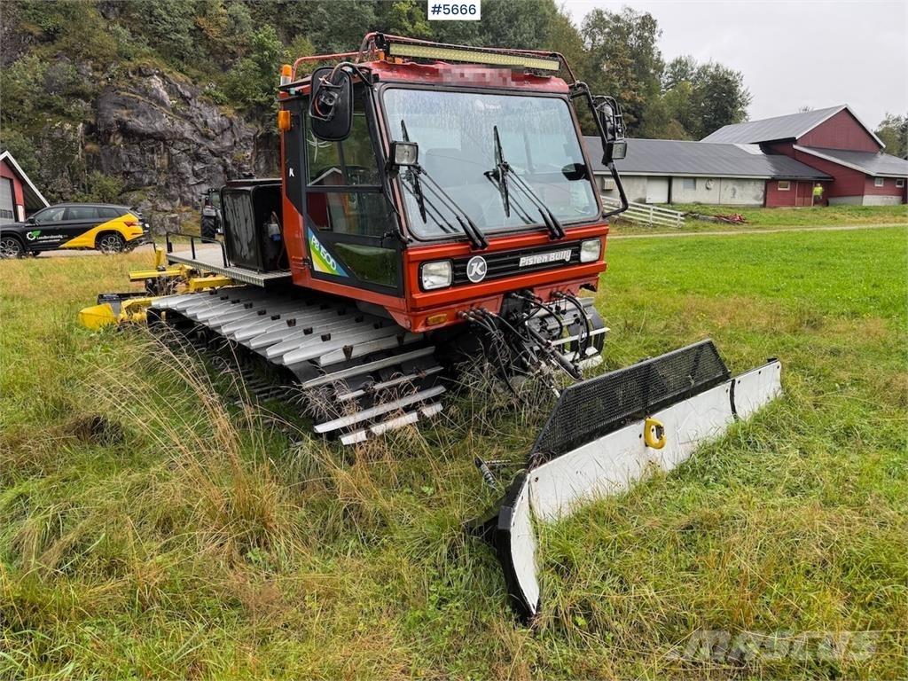  Pisten Bully 150D Sneeuwschuivers en -ploegen