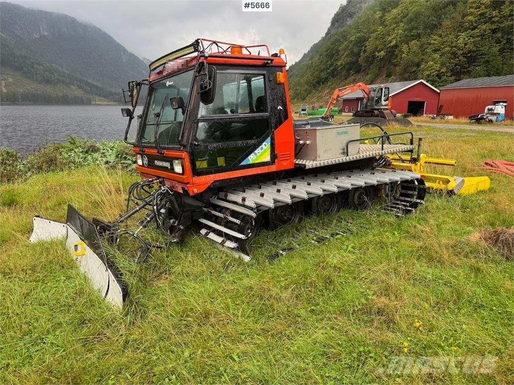  Pisten Bully 150D Sneeuwschuivers en -ploegen