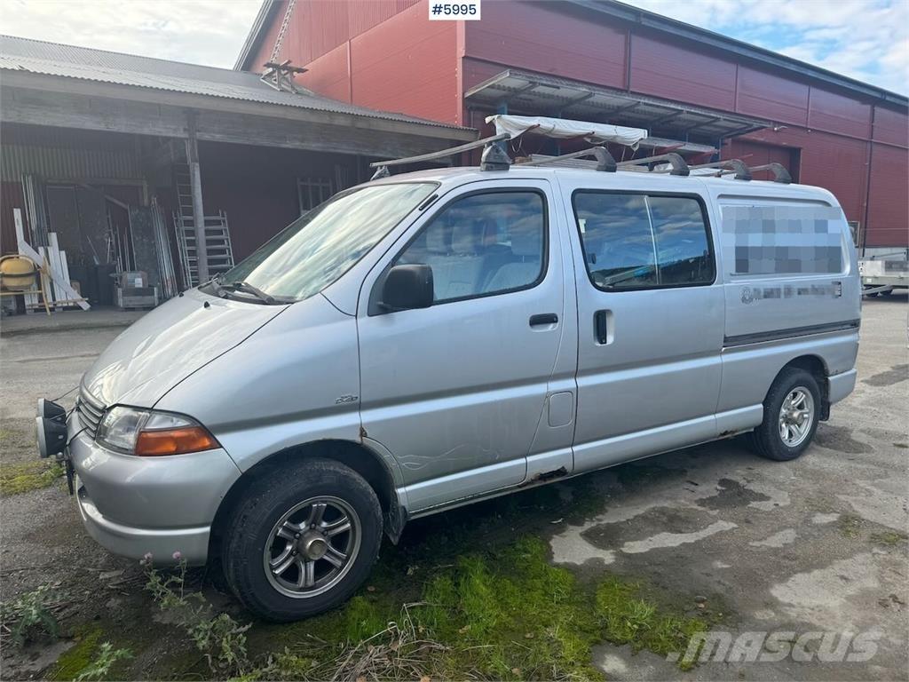 Toyota Hiace Gesloten bedrijfswagens
