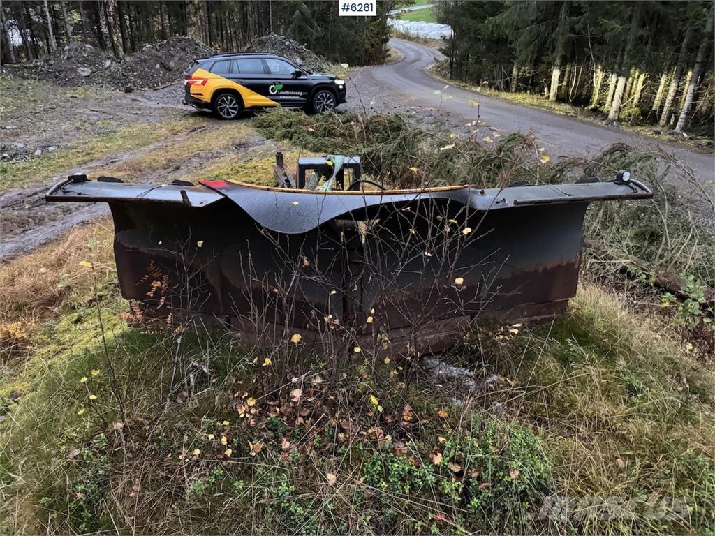 Uni-väg UV-320 Sneeuwschuivers en -ploegen