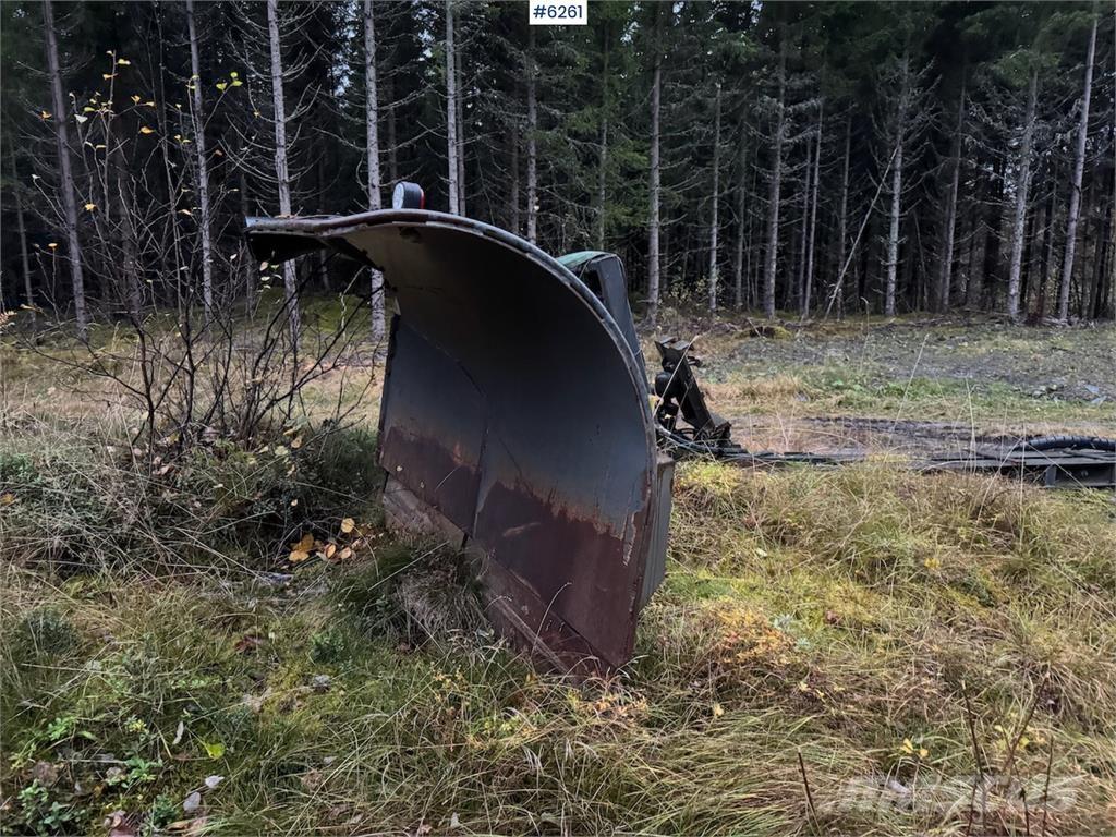 Uni-väg UV-320 Sneeuwschuivers en -ploegen