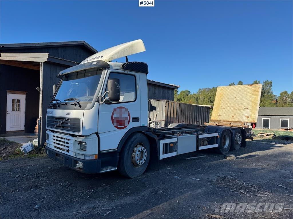 Volvo FM 6x2. Anders