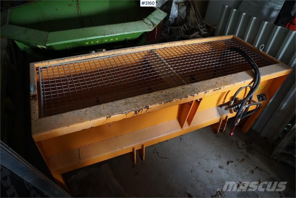  Westbjörn 2000 Sneeuwschuivers en -ploegen