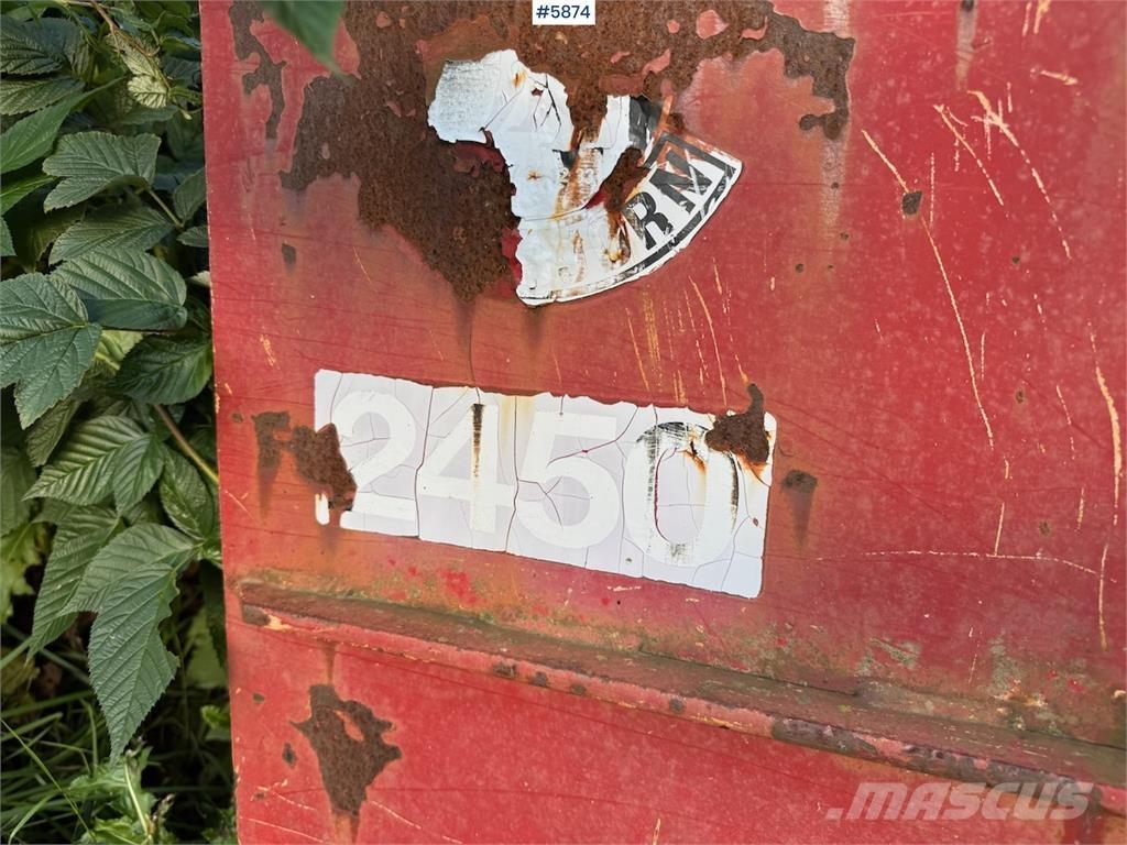  Westbjörn 2450 Sneeuwschuivers en -ploegen