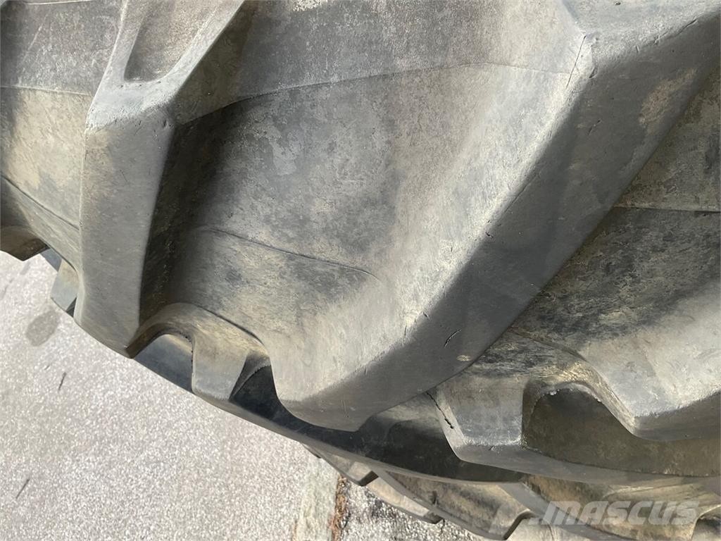  540/65R30 - 650/65R42 Banden, wielen en velgen