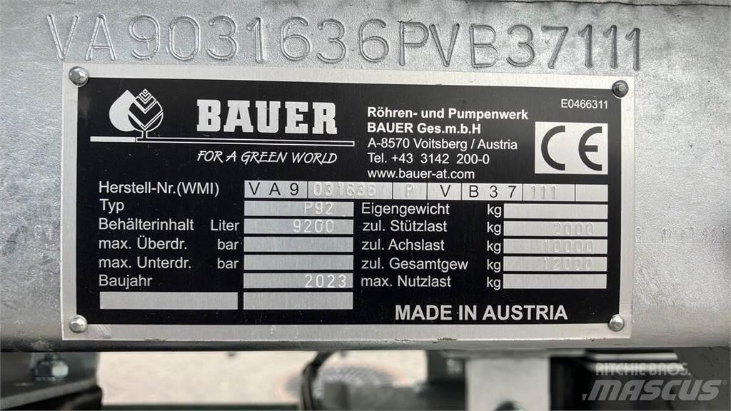 Bauer P 92 Drijfmesttanks