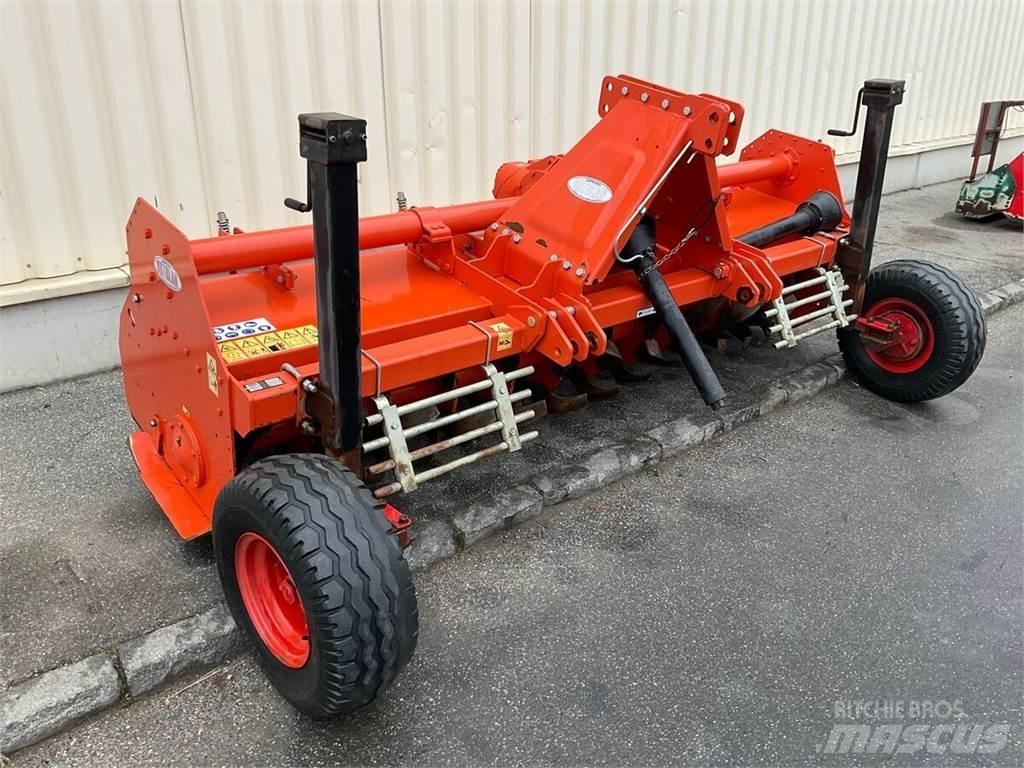  BC 300 Overige grondbewerkingsmachines en accessoires