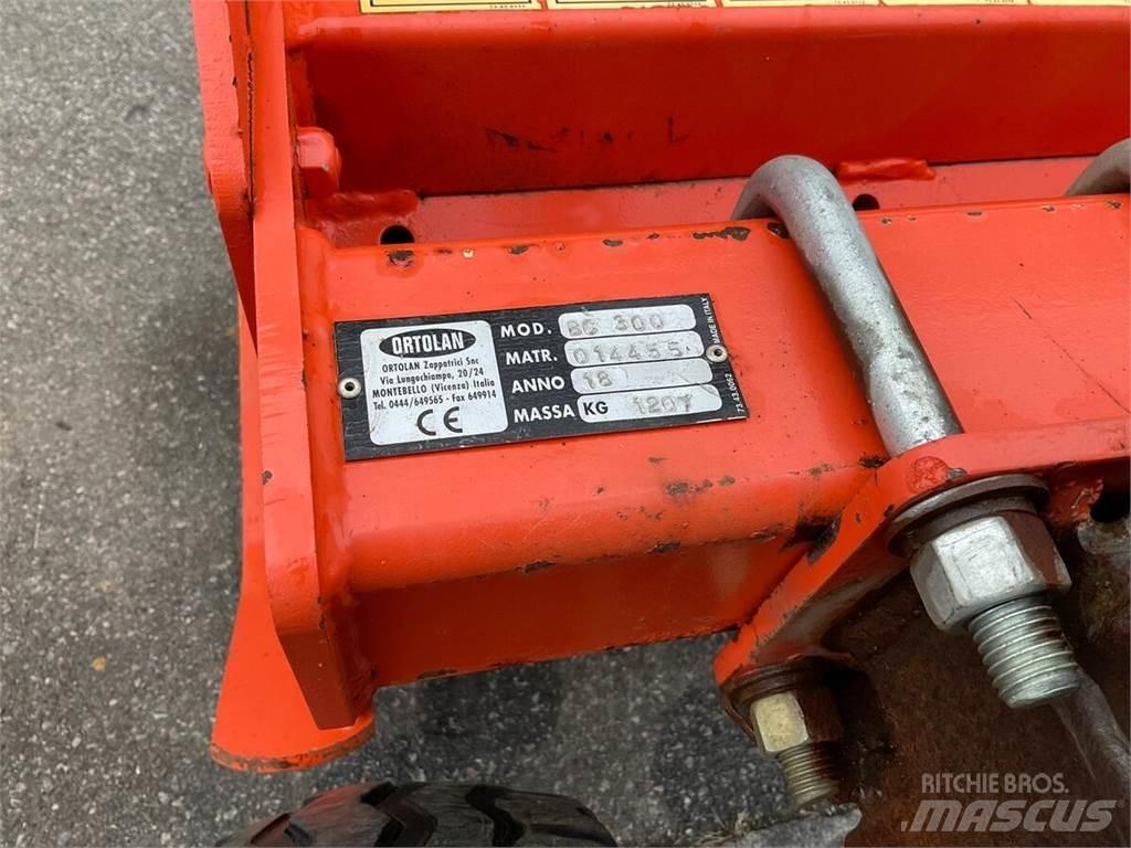  BC 300 Overige grondbewerkingsmachines en accessoires