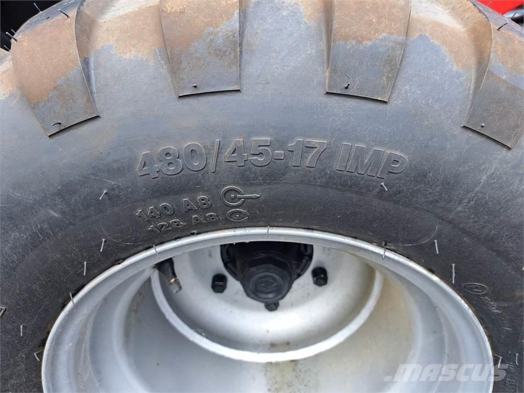 Case IH RB 344 Ronde-balenpersen