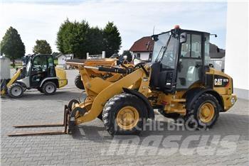 CAT 907M Wielladers